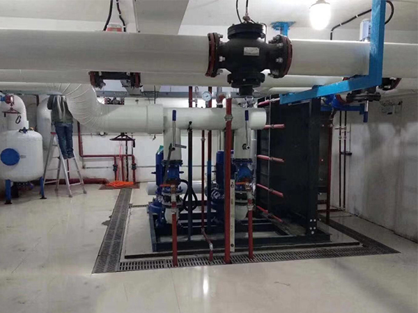 �Q��C(j��)�M